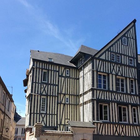 Logis Saint Eloi Appartement Rouen Buitenkant foto