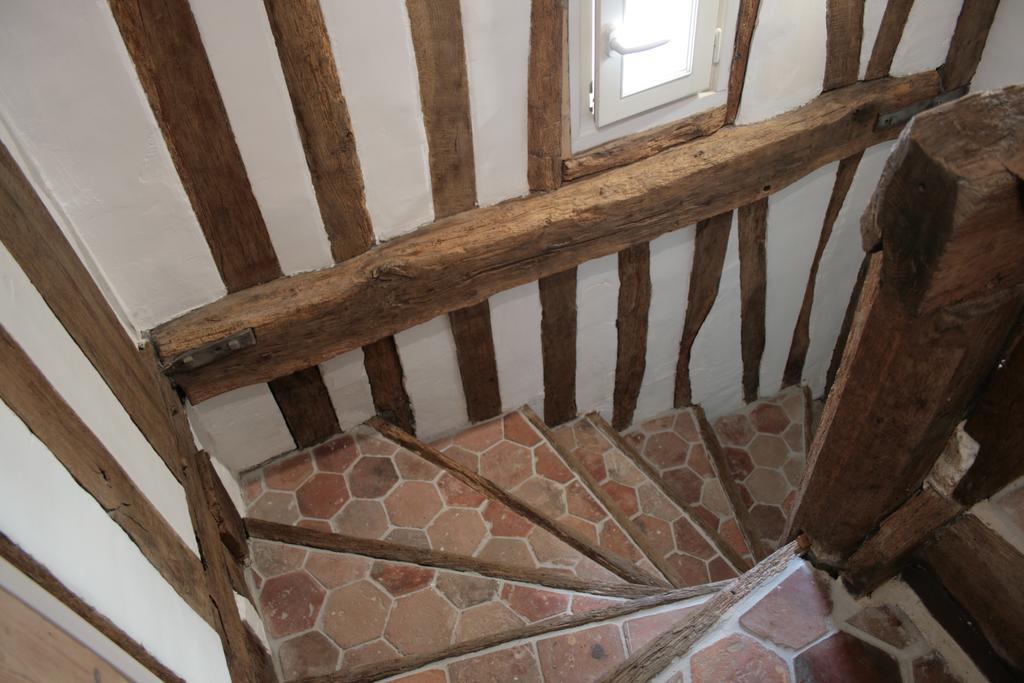 Logis Saint Eloi Appartement Rouen Buitenkant foto